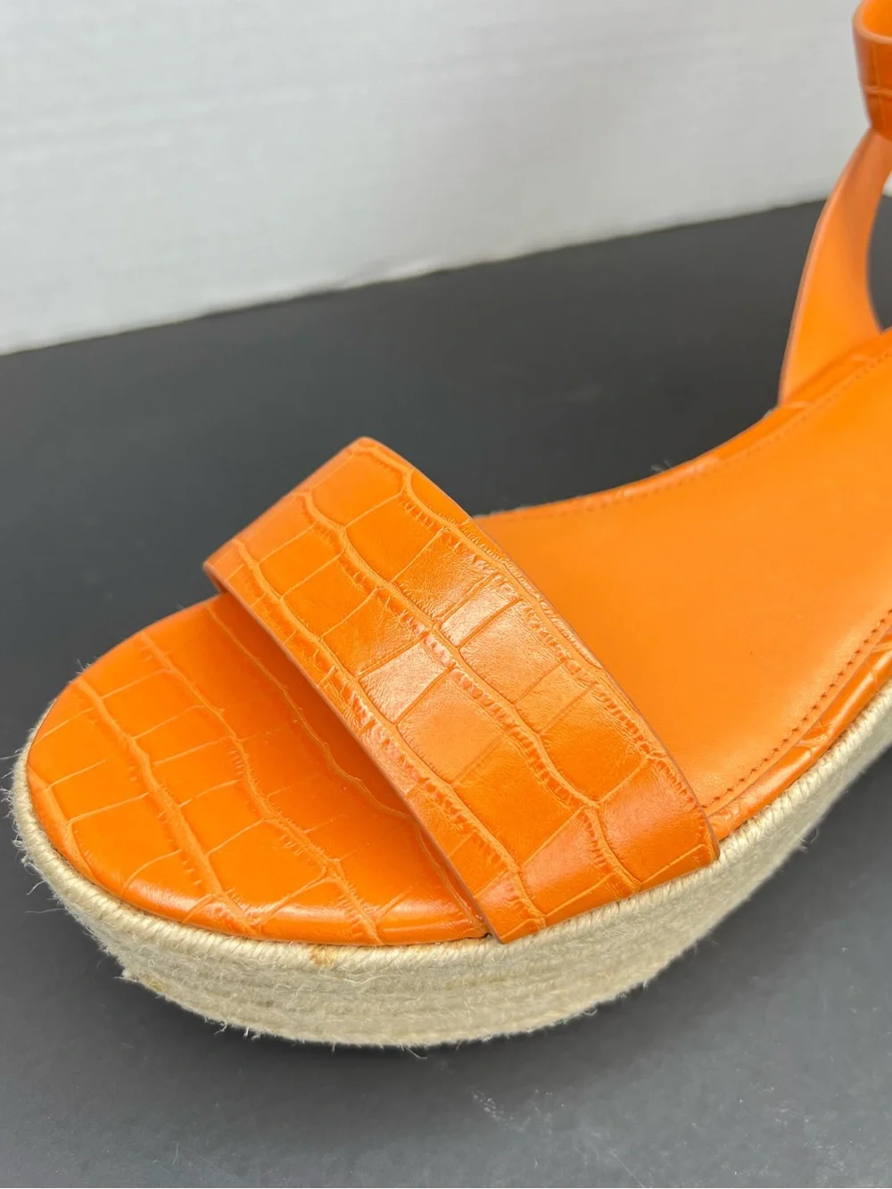 Marc Fisher croc burnt